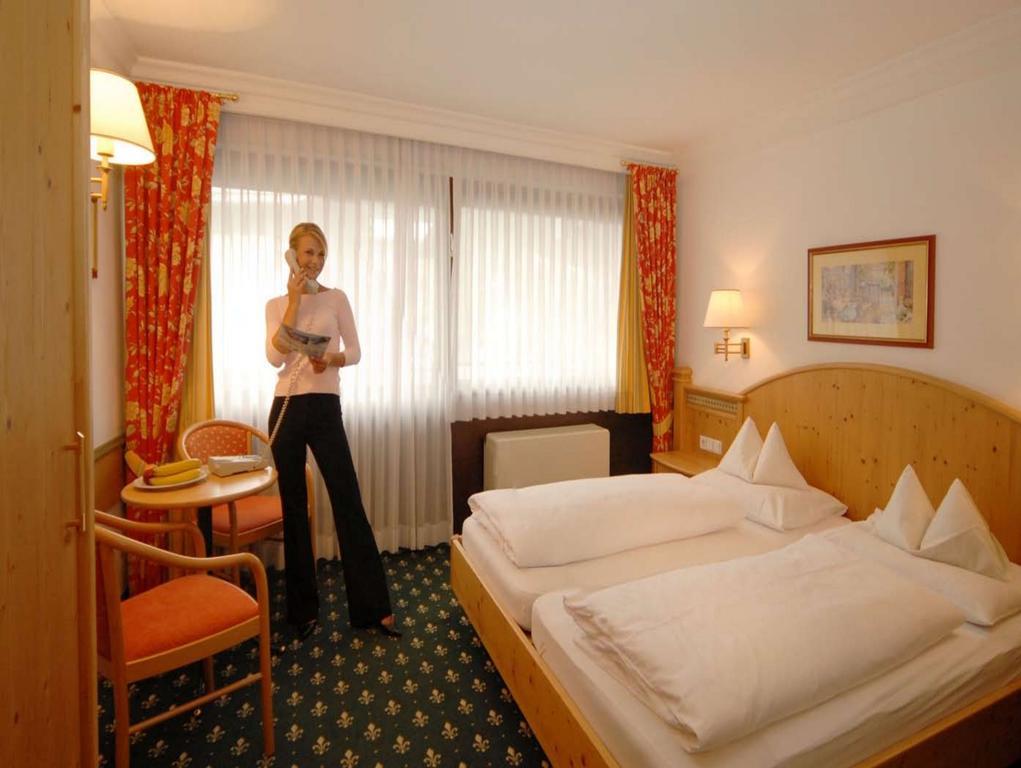 Vital - Und Wellnesshotel Hanneshof Filzmoos Szoba fotó